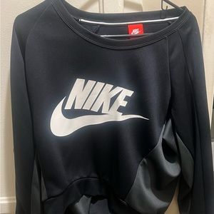 New medium black NIKE Sweatshirt with white Nike logo.